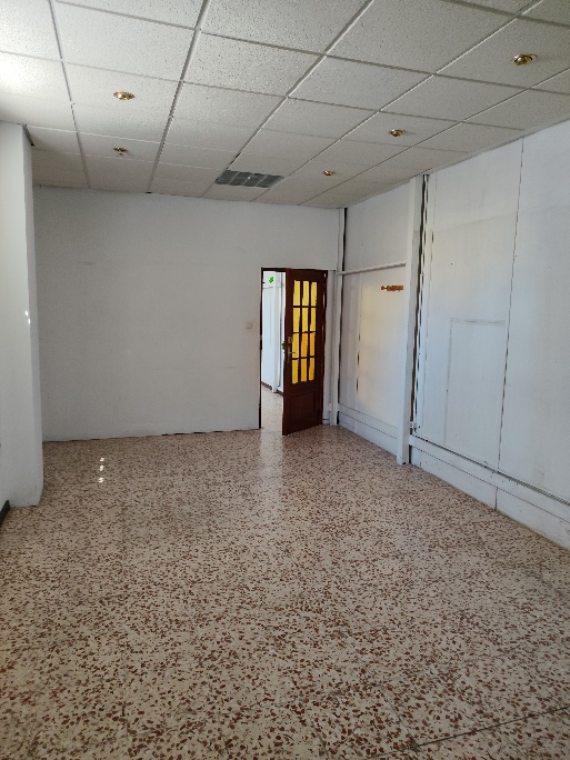 Opción C2 · Tu oficina, almacén y garaje en un solo lugar 5